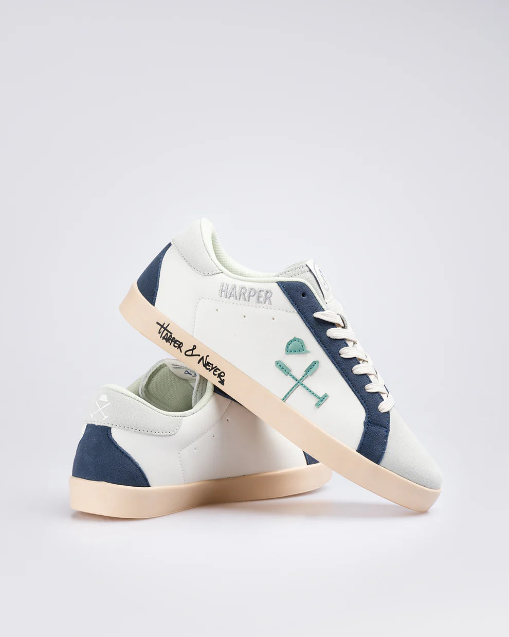 SNEAKER SUPERBOWL