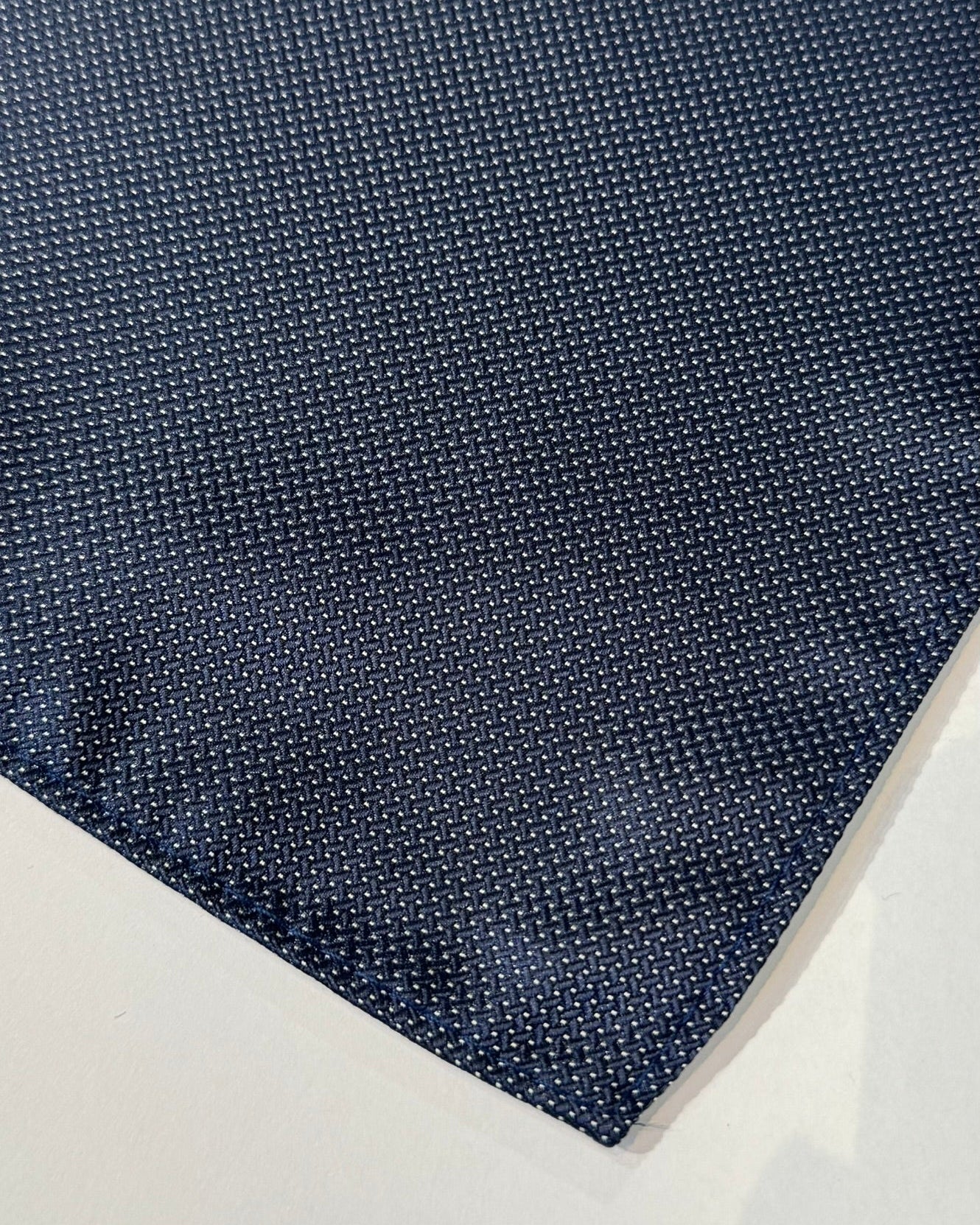 PAÑUELO MARINO ELEGANTE