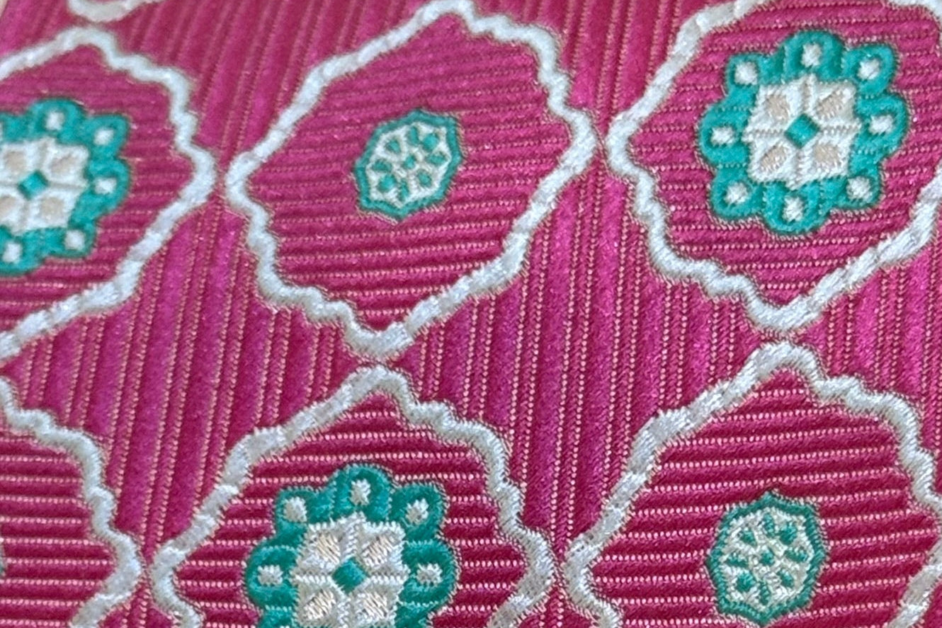 CORBATA GEOMETRICA FUCSIA